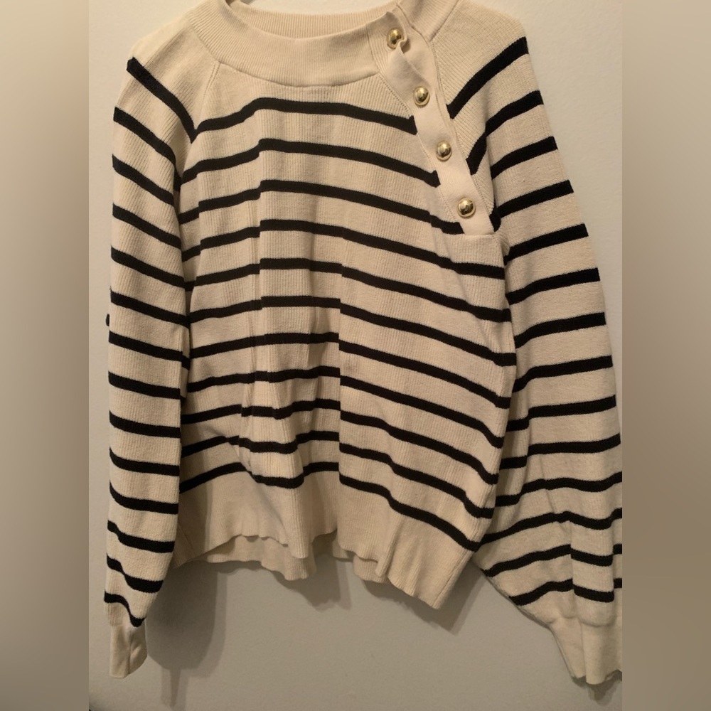 Who what wear striped sweater!